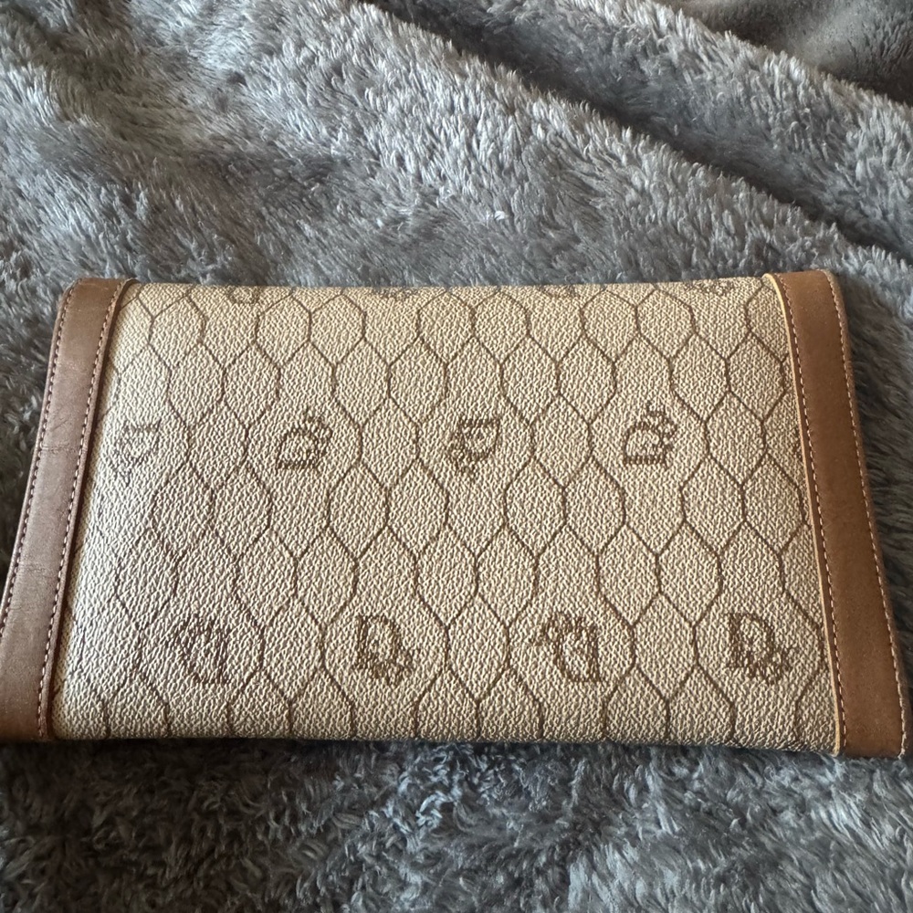 Christian Dior Honeycomb Wallet Like New - Picture 3 of 10